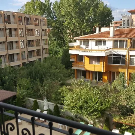 Persani 3 Apartment